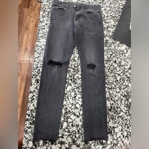 Men’s American Eagle slim taper black distressed jeans size 32x36 for tall guy